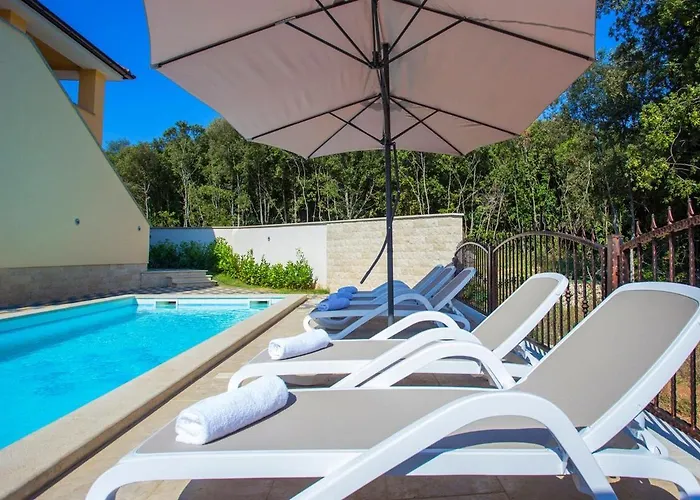 빌라 By Istrialux 반졸레