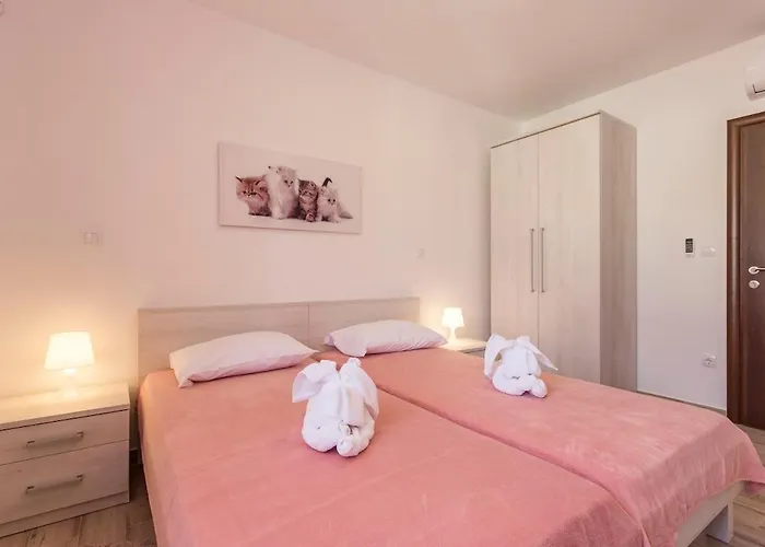 By Istrialux * 반졸레