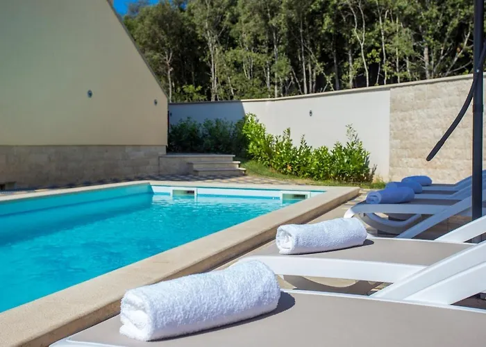 빌라 By Istrialux 반졸레